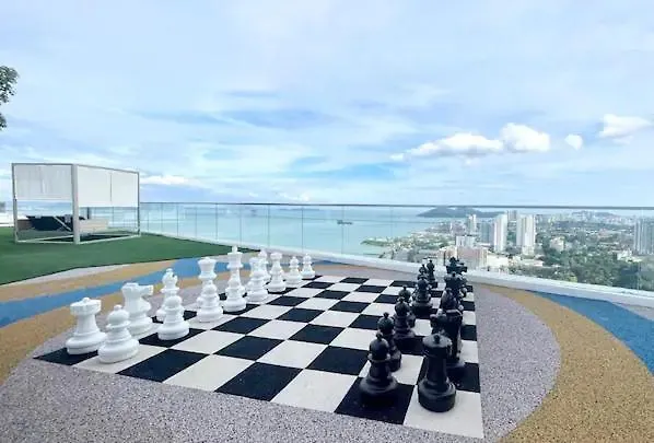 Georgetown Penang - Skyline At Urban Suites - Affordable-Luxury-Cozy Stays With Sea And City Views Jelutong Malaysia