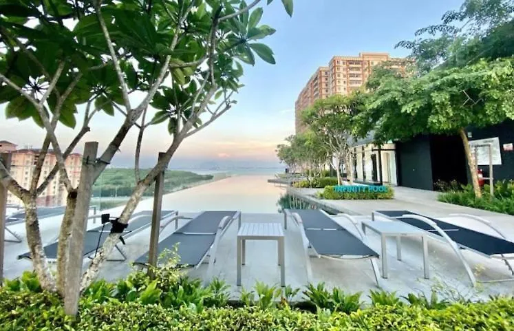 Georgetown Penang - Skyline At Urban Suites - Affordable-Luxury-Cozy Stays With Sea And City Views Jelutong